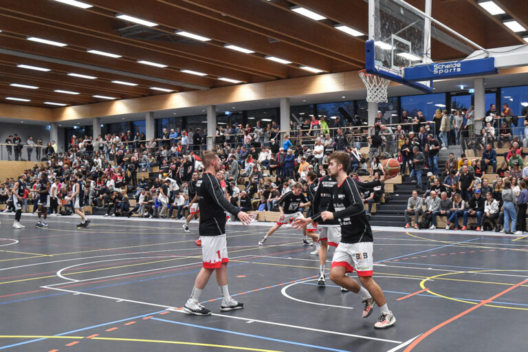Kangaroos testen beim Turnier in eigener Halle
