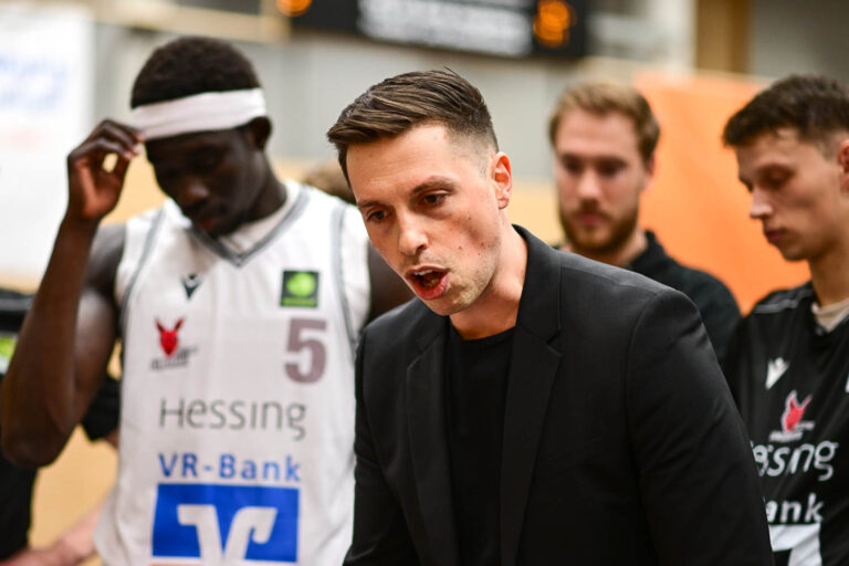 Kangaroos empfangen im Süd-Derby den FC Bayern München