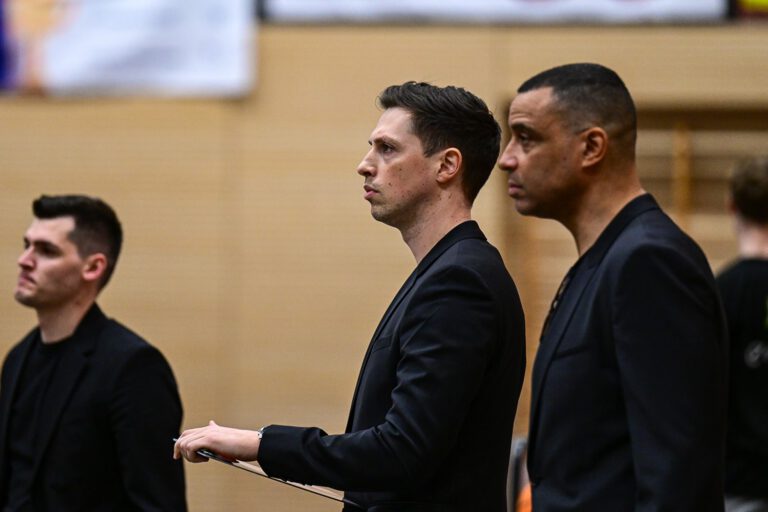 Kangaroos auf eigenem Terrain gegen Oberhaching