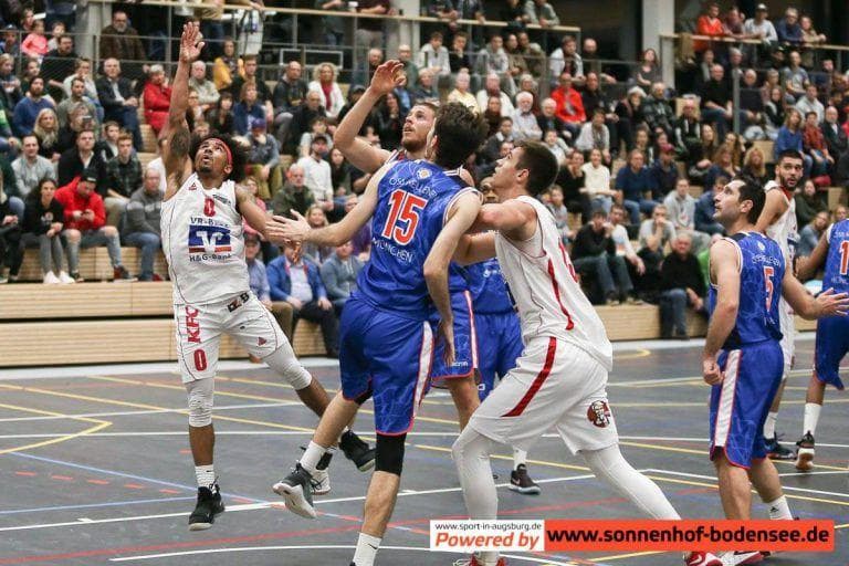 Kangaroos kommen in Goldbach mit blauem Auge davon